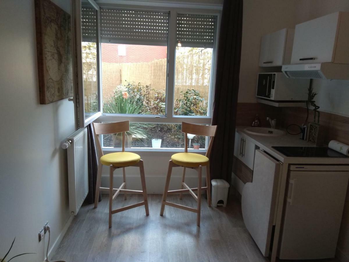 Chic Studio Near Paris Lägenhet Saint-Denis  Exteriör bild