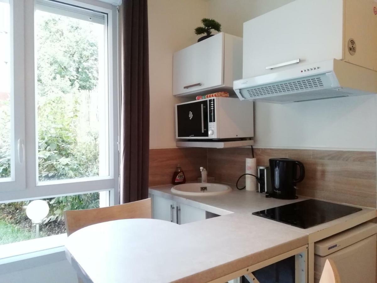 Chic Studio Near Paris Lägenhet Saint-Denis  Exteriör bild