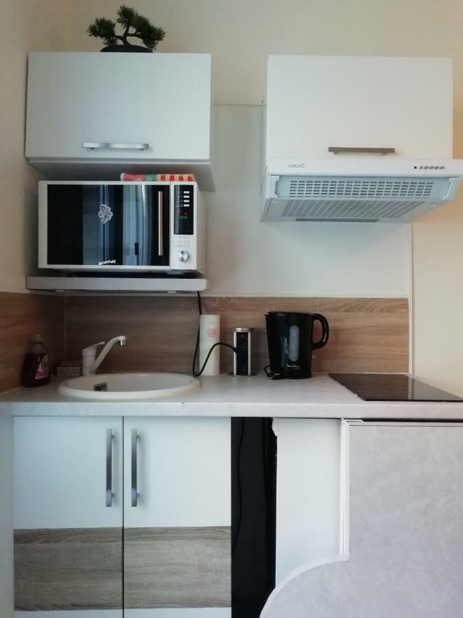 Chic Studio Near Paris Lägenhet Saint-Denis  Exteriör bild